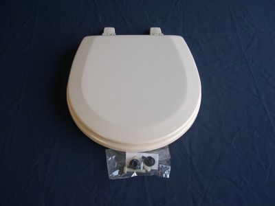 Sealand toilet seat for all Eco Vac toilets and 800,900,1000 series in bone