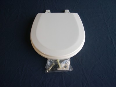 Sealand toilet seat fits allEco Vac and 800,900,1000 series toilets